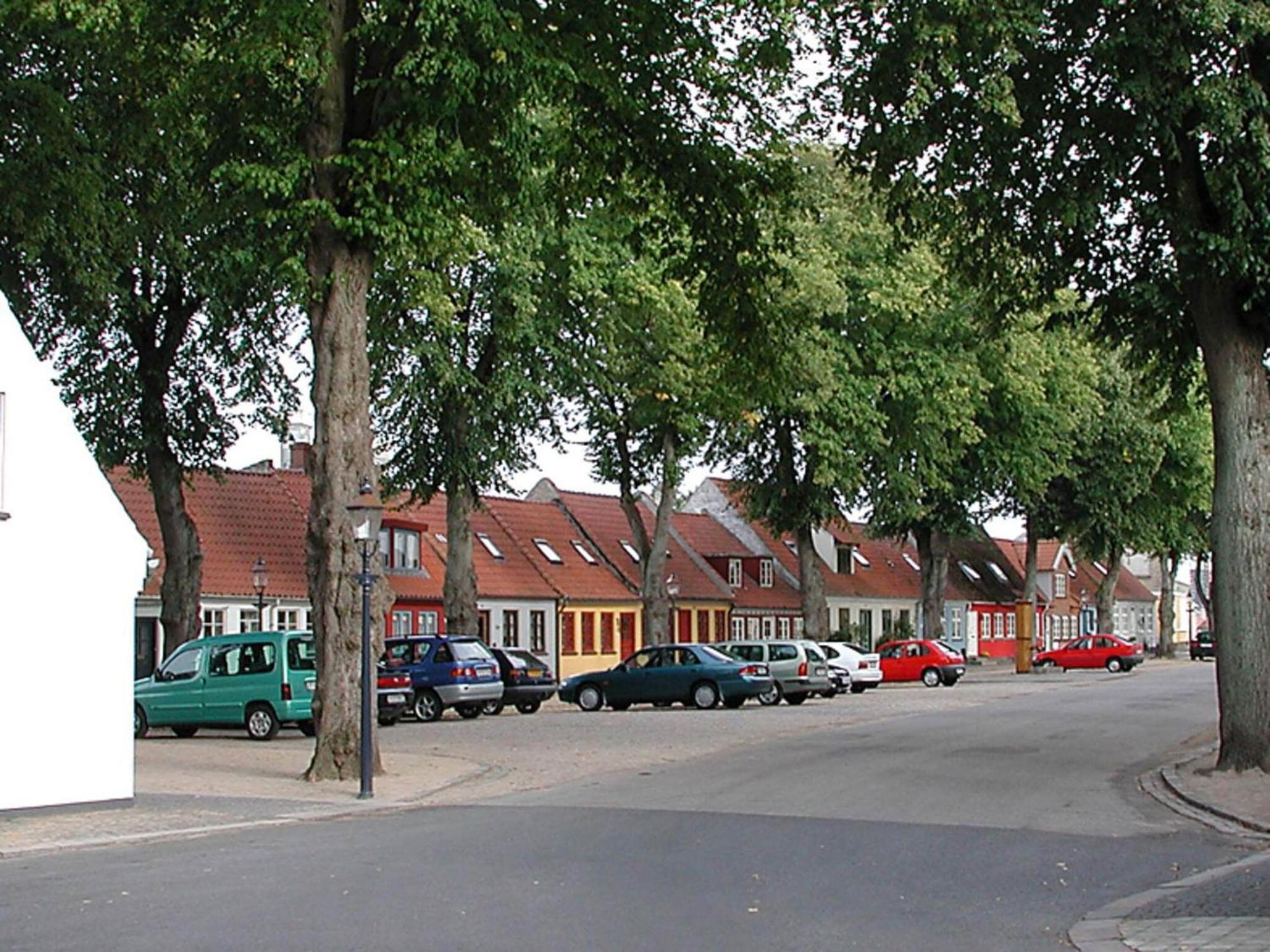 5 Person Holiday Home On A Holiday Park In Bogense Extérieur photo